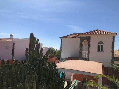 Incre�ble Casa Con Piscina Privada Y Jacuzzi