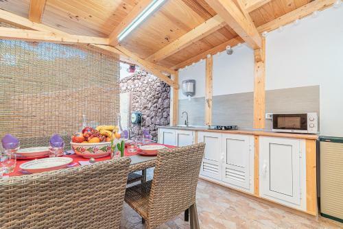 Bungalow, Pool,terrace Private, Perfect Work House