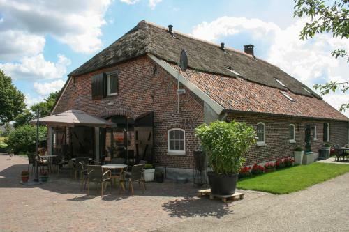 Hotel De Martiene Plats B&B & Appartement