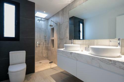 Fully Refurbished House In 2022 - Private Heated Pool - Gran Canaria Stays