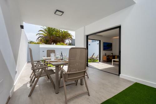 Fully Refurbished House In 2022 - Private Heated Pool - Gran Canaria Stays