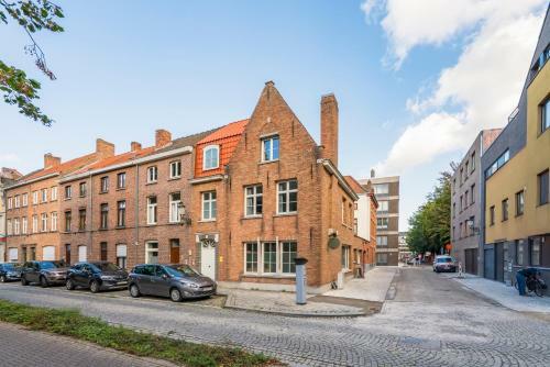 Hostal De Hoogmolen