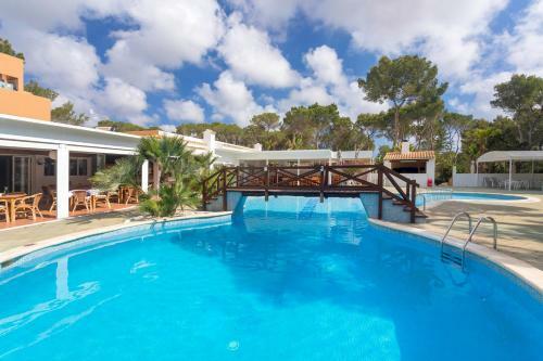 Ses Eufabietes Apartments & Restaurant
