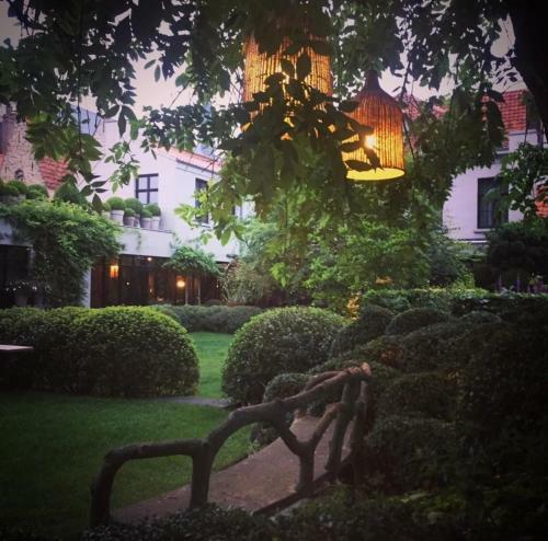 Bed & Breakfast Maison Fred Luxury Suites