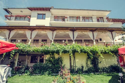 Hotel Complex Arapov