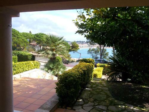 Apartamento Sagar� Front Beach