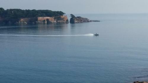 Apartamento Sagar� Front Beach