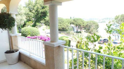 Apartamento Sagar� Front Beach