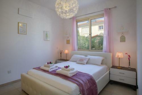 Picture Renting Your 5 Star Beachfront Villa, Larnaca Villa 1395