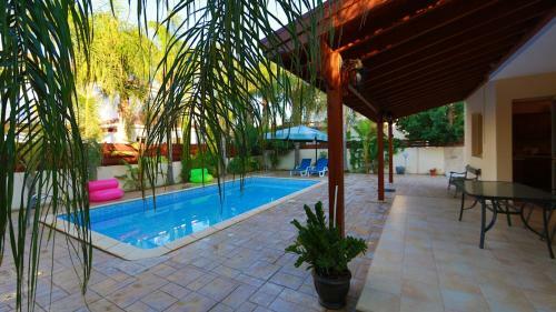 P.a. Villa Mazotos