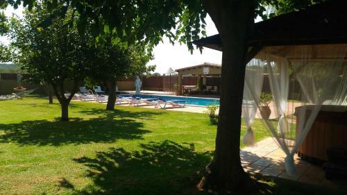 Cal Maduxaire Casa Aislada-h�pica
