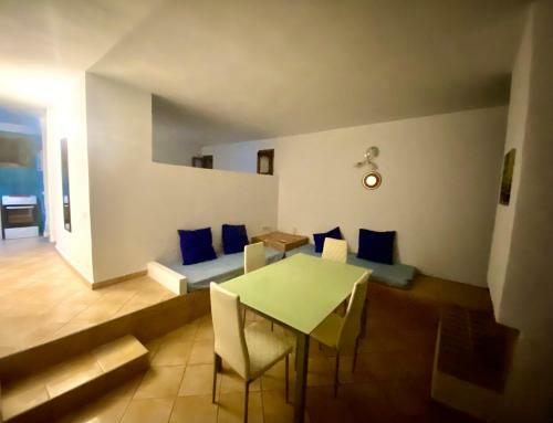 Cala Tarida House