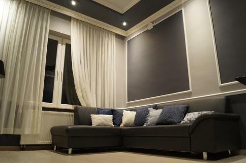 Classy Apartment At European Quarter
