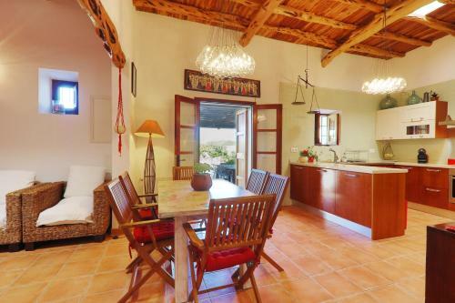 Casa De Campo Can Chinch�