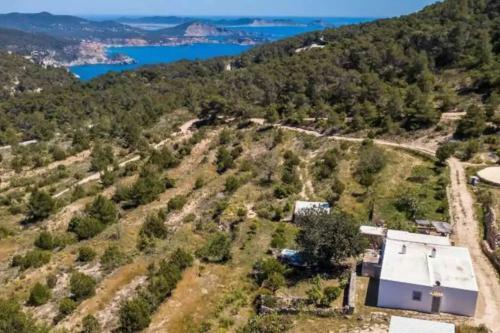 Casa Ibicenca En Cala D�hort