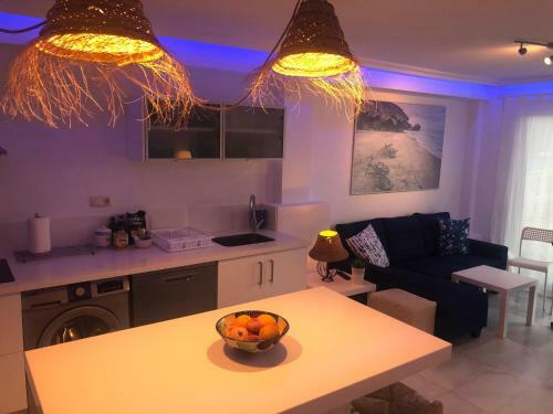 Apartamento Vista Marina Con Piscina Infinity