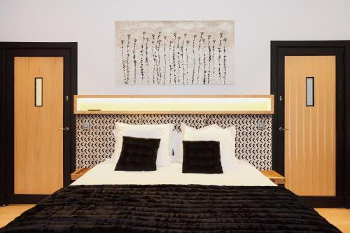 B&B Suites 124