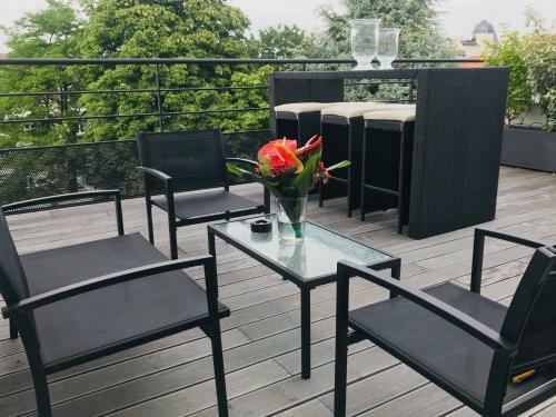 B&B Suites 124