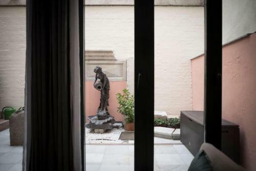 Apartamento En Centro Hist�rico Con Patio Romano