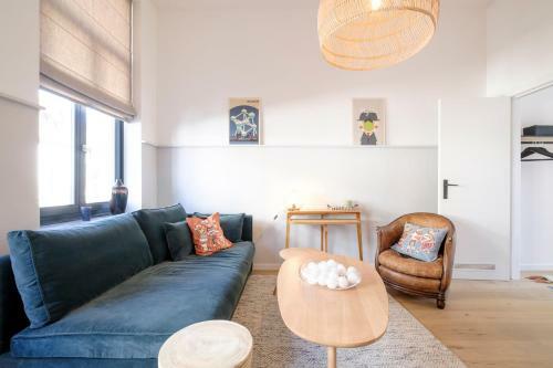 Apartamento Fabulous Studio In Ch�telain Area With Balcony