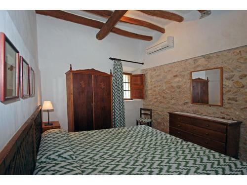 Beautiful Newly Renovated Rustic Country House With Pool