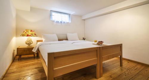 Charming Duplex Apartment In Trendy Area