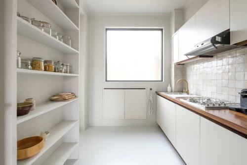 1 Bedroom Apartment Place Sainte-catherine