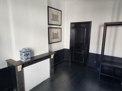 Hostal B96 Suites
