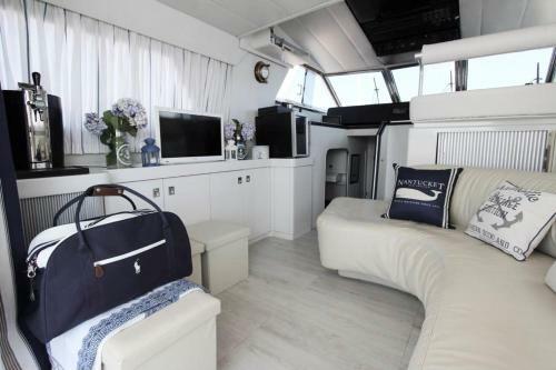 Yatch Hotel Sanxenxo