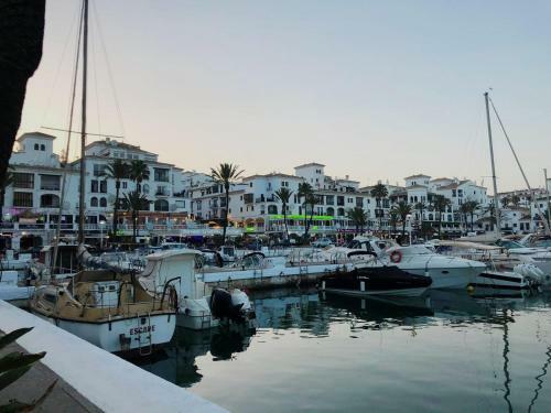 Apartamento Gro�e Ferienwohnung , Spanien, Andalusien, Costa Del Sol Mit Pool