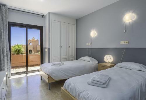 Apartamento 2311-modern Apt With Pool View
