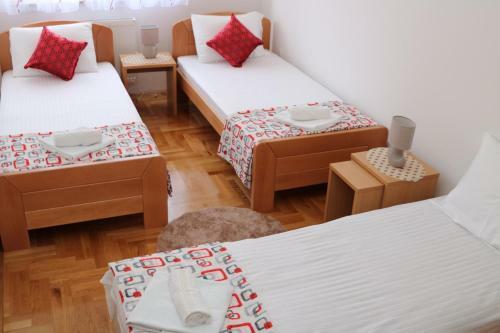 Apartman Dora