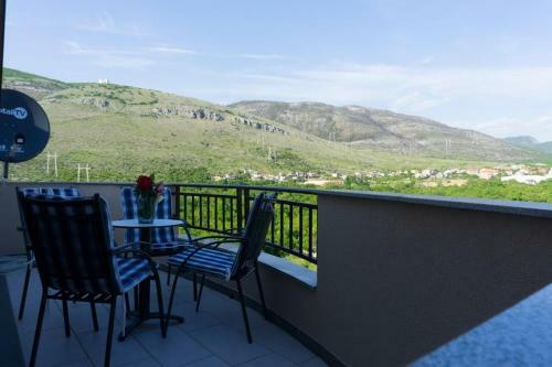 Hostal Apartments Ena