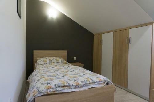 Hostal Apartments Ena