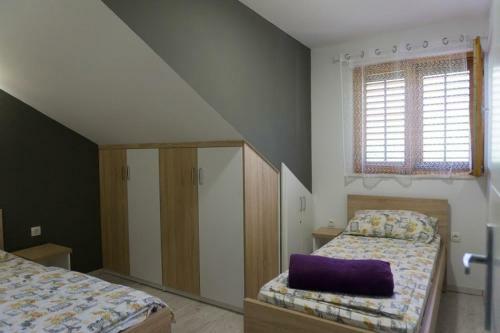 Hostal Apartments Ena