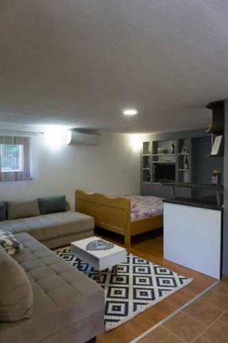 Hostal Apartments Ena