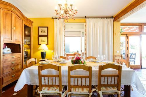Bonito Chalet Con Vistas