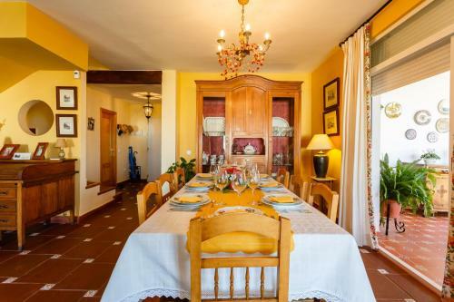Bonito Chalet Con Vistas