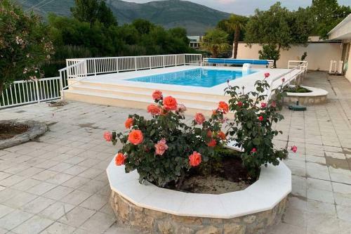 Waterfront Villa Sunset Dream With Pool