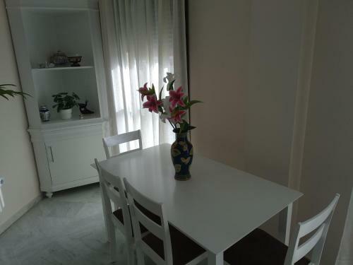 Apartamento Piso En Avda. Quinto Centenario