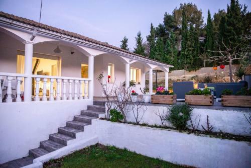 Jewel Home