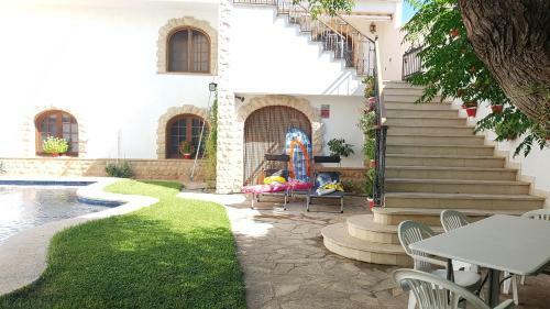 Castle Rural Apartments