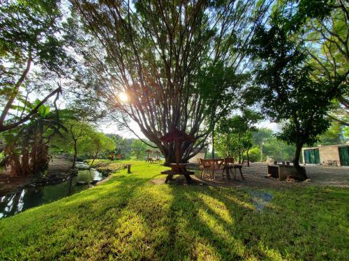 Hotel Los Laureles