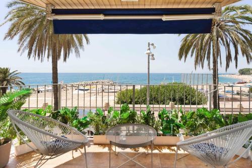 Apartamento Primera Linea de Mar Con Espectaculares Vistas