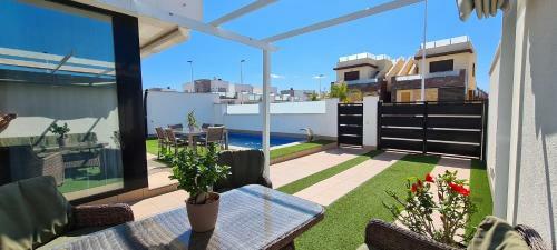 Villa Lo Pagan Holiday House