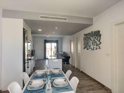 Apartment Bobby New Modern 2 Bedroom Sanpedro