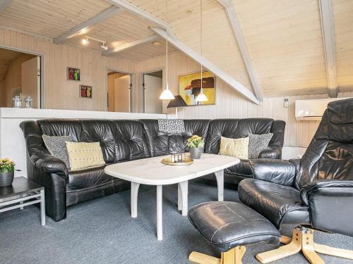 Holiday Home Bl�vand Cccv