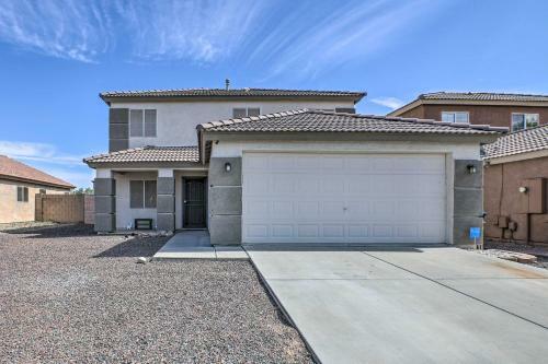 Dreamy El Mirage Oasis Less Than 12 Mi To Golf And Hike