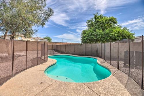 Dreamy El Mirage Oasis Less Than 12 Mi To Golf And Hike