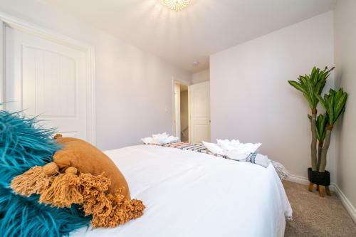 Villa Bali Escape, 4 Bed 4 Bath, King Bed, Jetted Tub, Fireplace, Garage